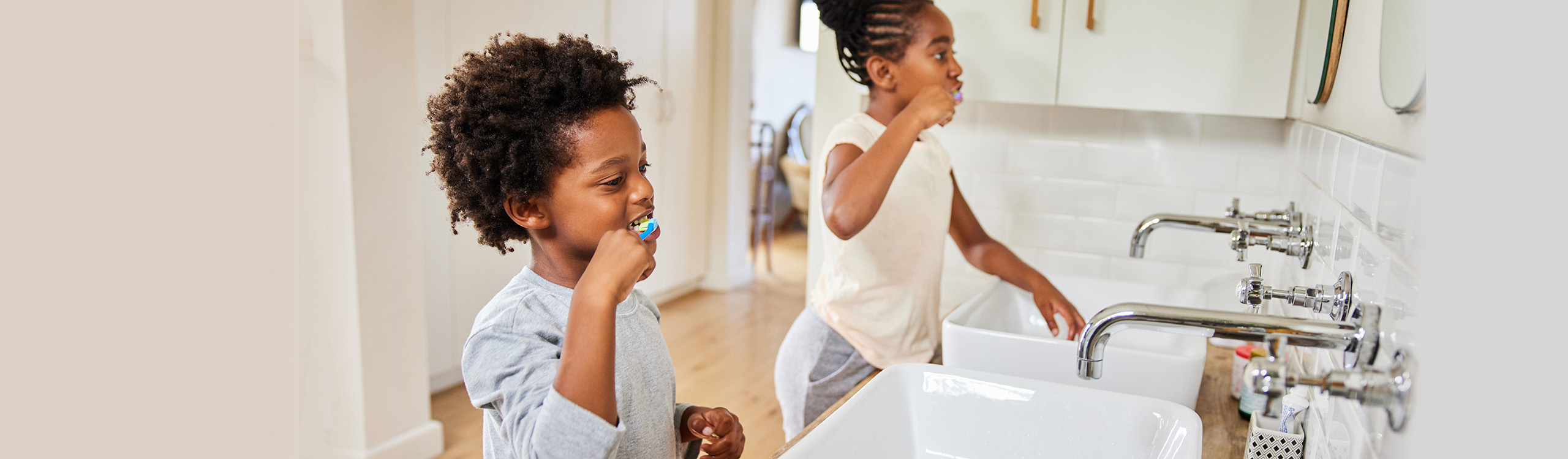 conserve water brushing teeth